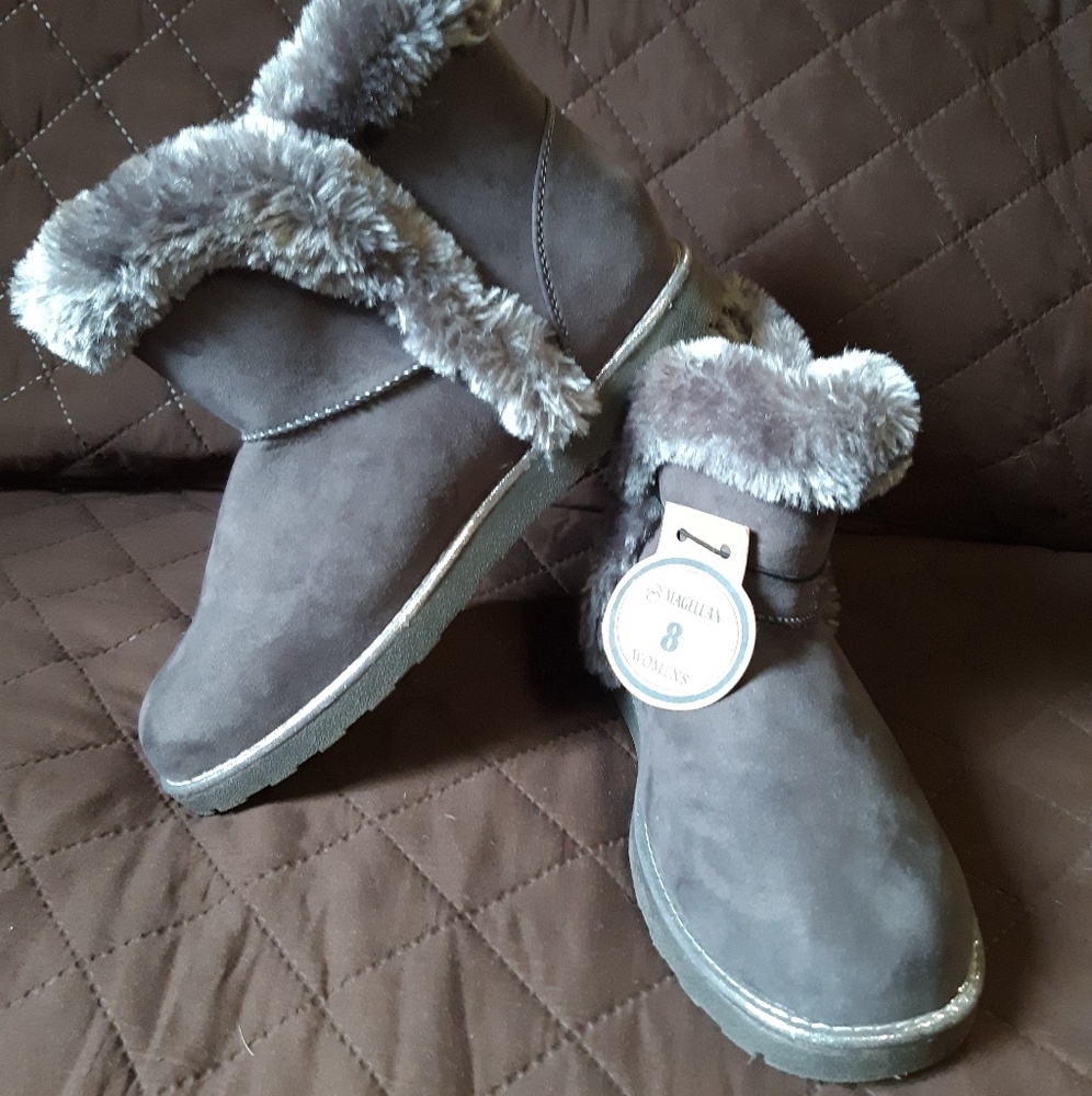NWT Magellan Winter Boots